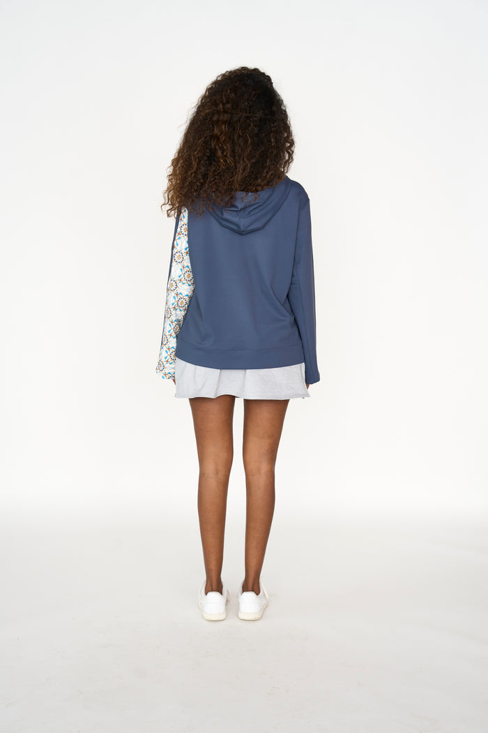 Women's Comfortable Travel Hoodie